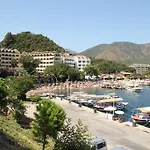 Hotel Golmar 3*