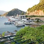 Golmar Hotel