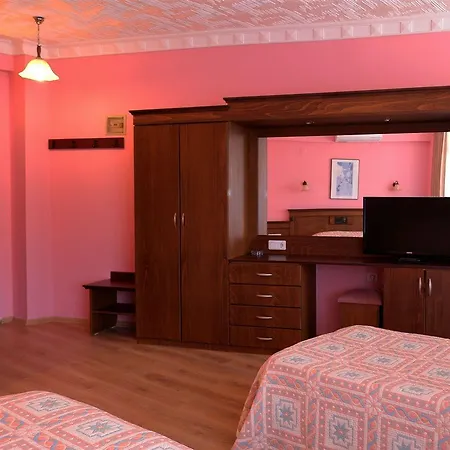 Golmar İçmeler